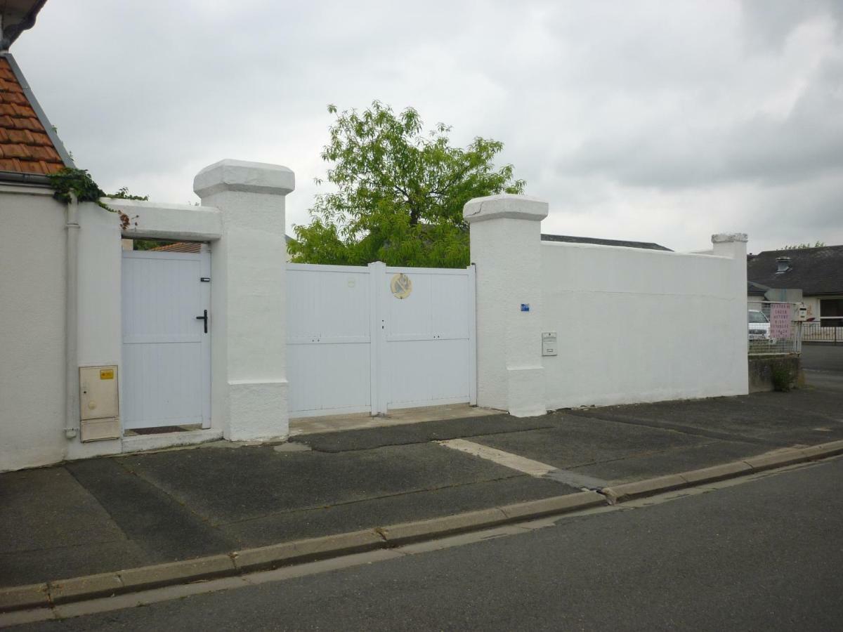 Apartment Gwendoline Amboise Exterior foto